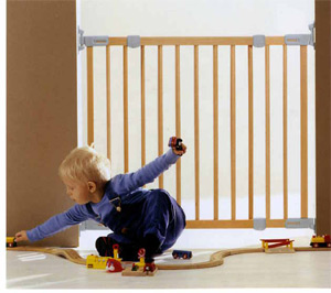 Безопасность ребенка дома - защитный барьер